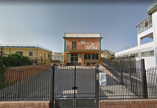 Fronte scuola